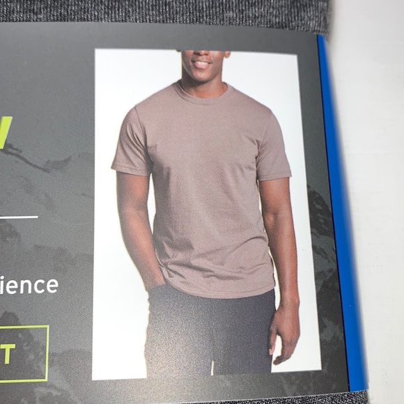 Eddie Bauer Men’s Graphic & Crew Tee, 2-Pack - Picture 8 of 12